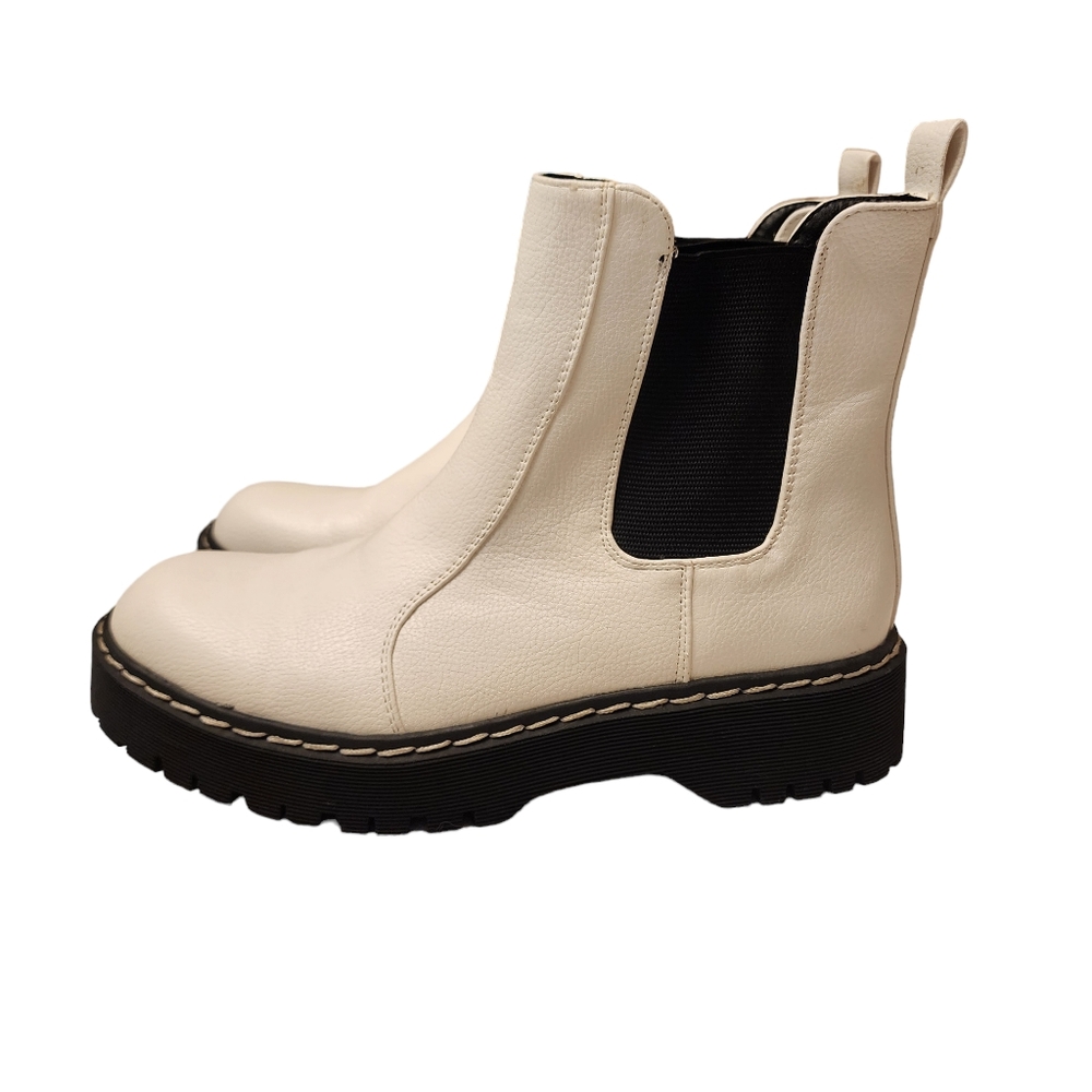 Sincerly Jules Cream Leather Chelsea Combat Boots with Black Elastic
